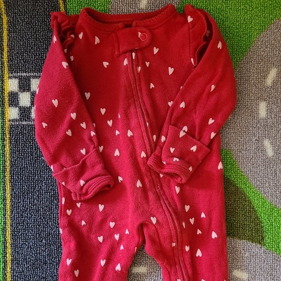 Newborn Valentine Outfit Bundle - Picture 4 of 14